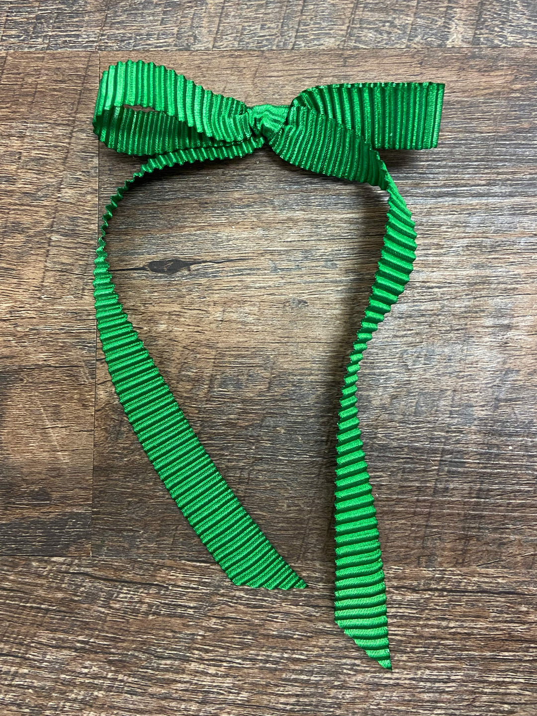 Pleated Long Tail Satin Bow - Green